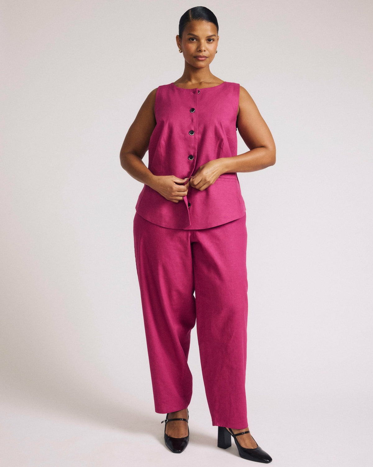 Tamsin Stretch Linen Blend Vest - Hyper Pink | Universal Standard