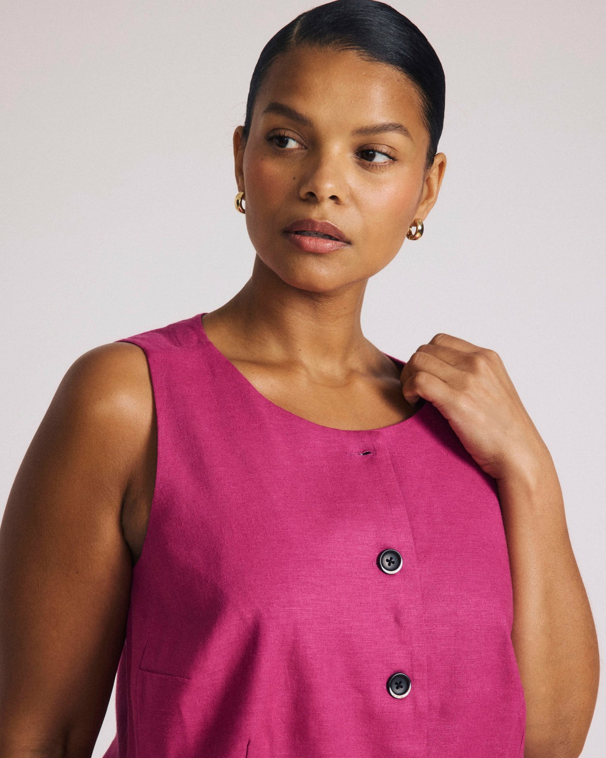 Tamsin Stretch Linen Blend Vest - Hyper Pink | Universal Standard