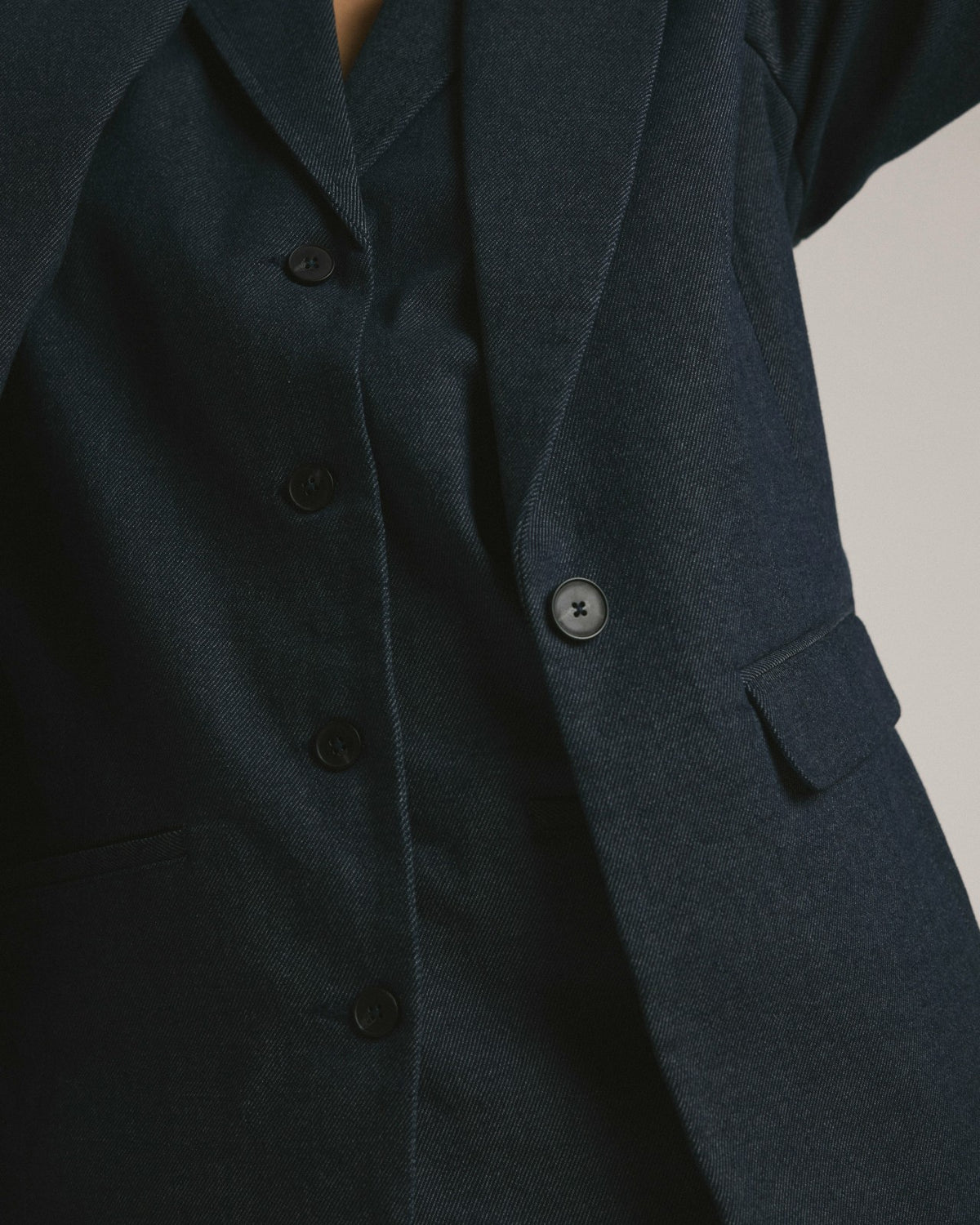 Edwin Denim Look Vest - Dark Indigo | Universal Standard