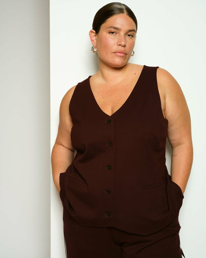 The Tailored Ponte Vest - Black Cherry | Universal Standard