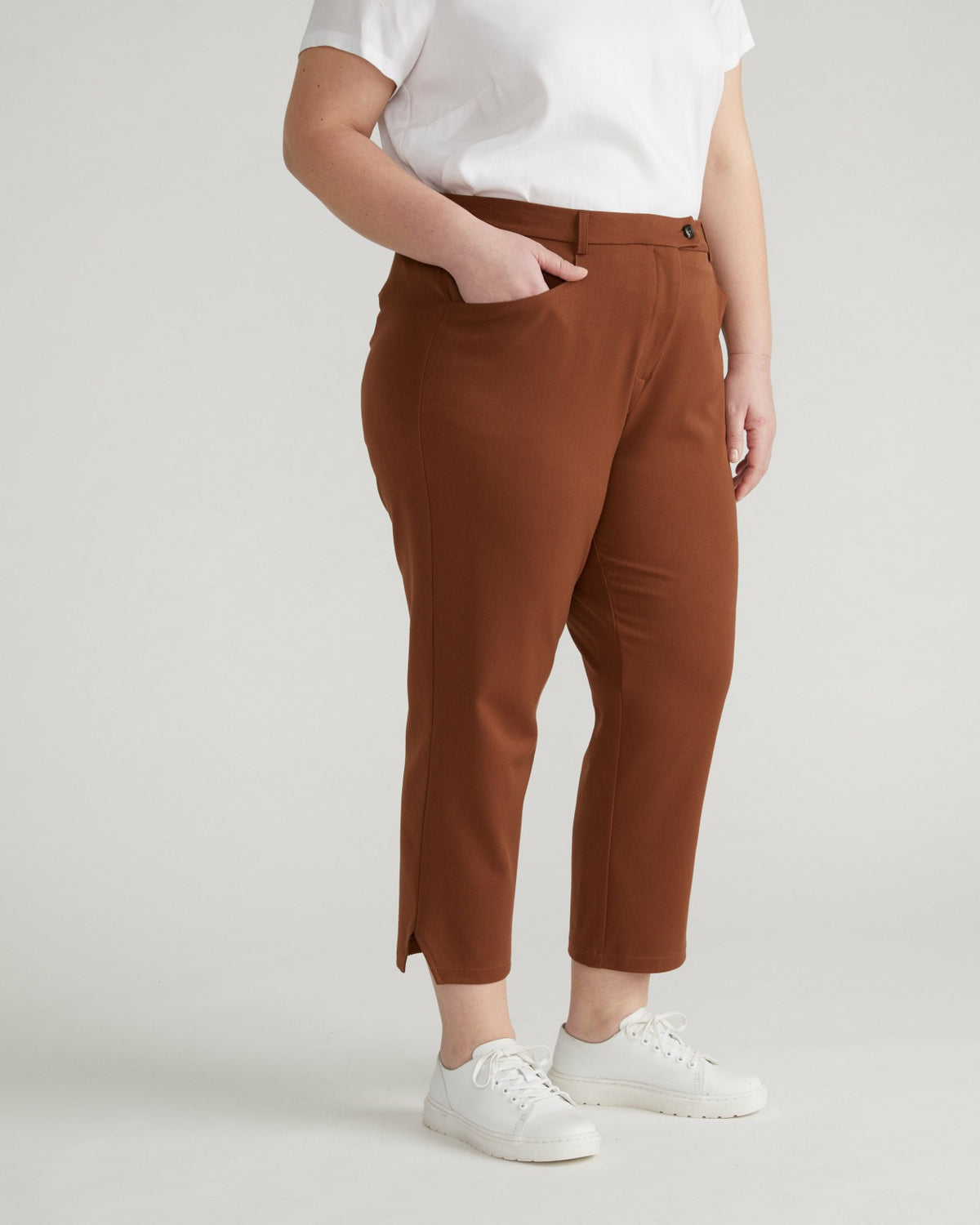 All Day Mercer Tapered Leg Pants - Pony | Universal Standard