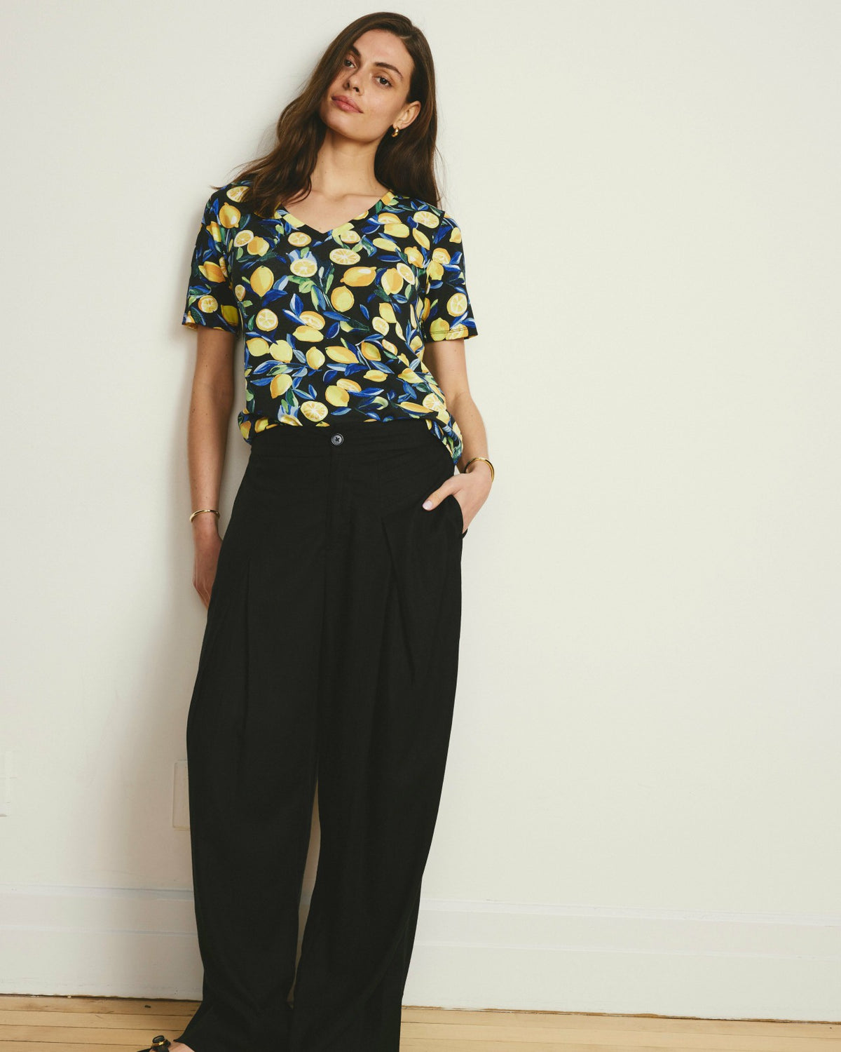 V Rex - Black Limoncello Print | Universal Standard