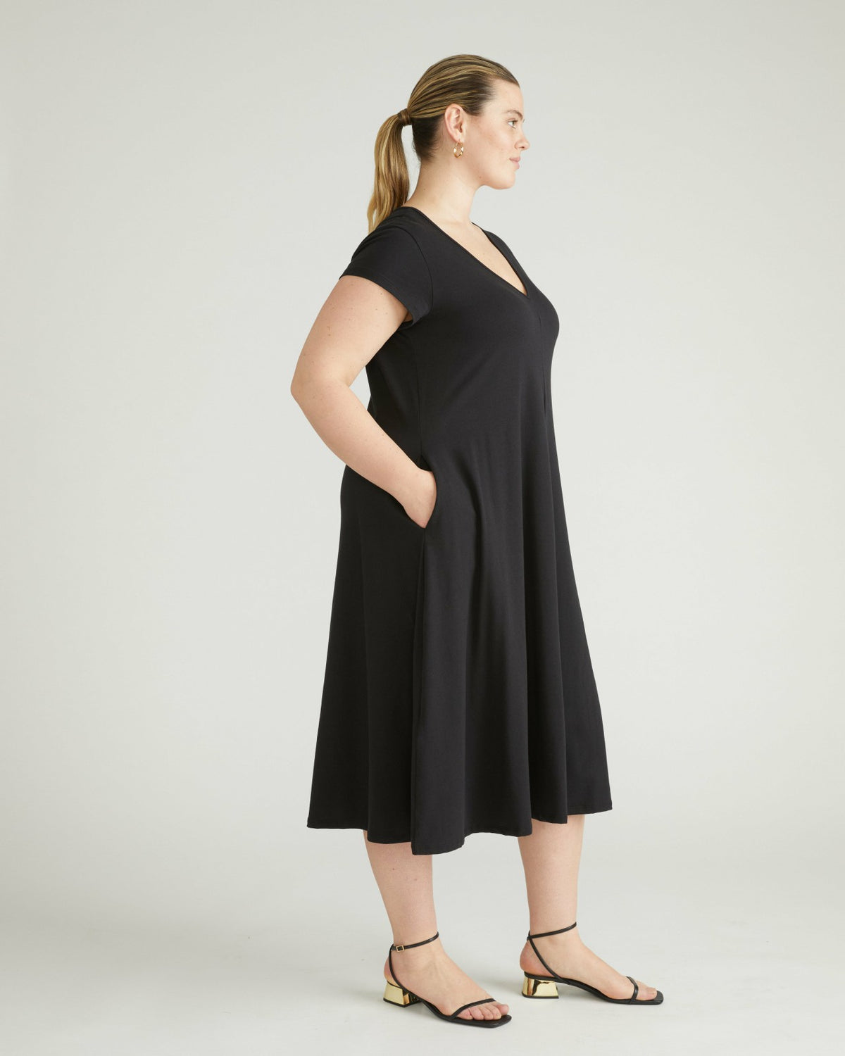 Danna Jersey Dress - Black | Universal Standard