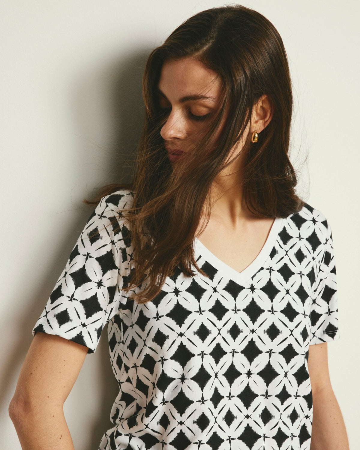 V Rex - Eclipse Print | Universal Standard