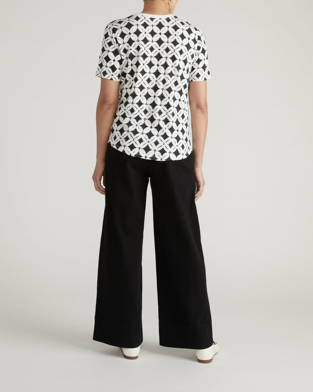 V Rex - Eclipse Print | Universal Standard