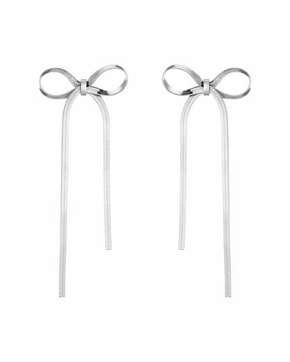 Aurate Herringbone Bow Earrings | Universal Standard