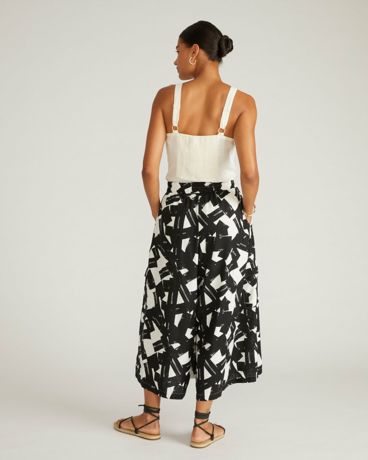 Palazzo Cargo Linen Blend Pant - Santiago Print | Universal Standard
