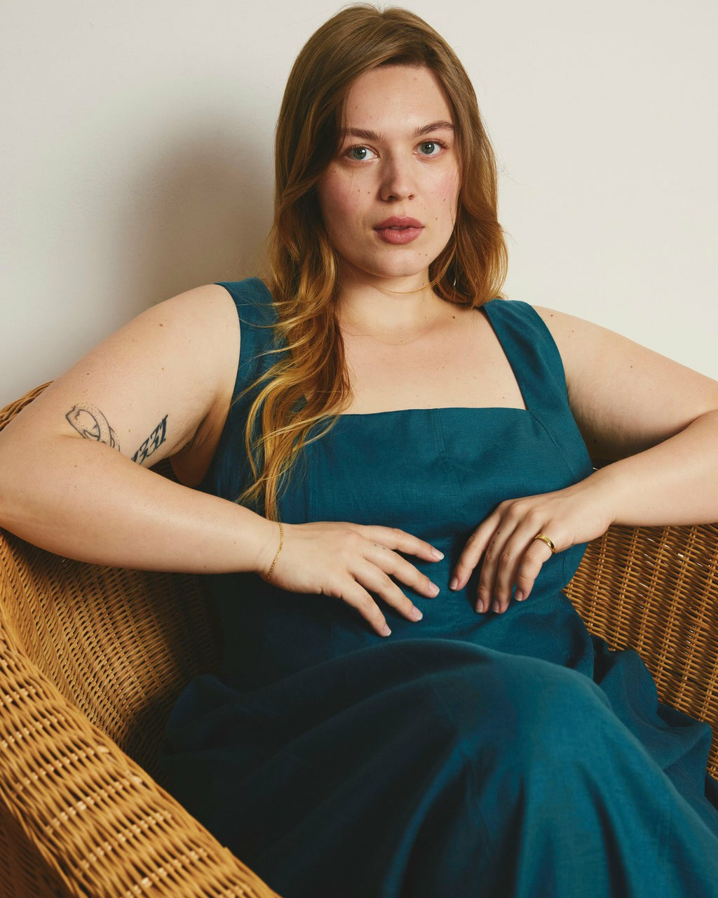 Saulay Square Neck Linen Blend Midi Dress - Ink Blue | Universal Standard