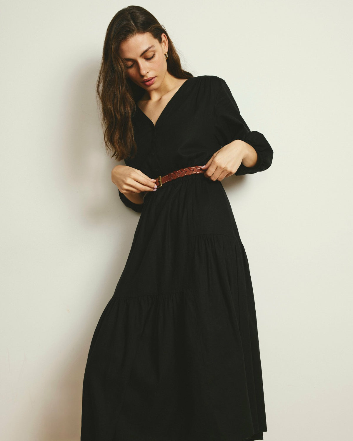 Sorrento Linen Blend Midi Dress - Black | Universal Standard