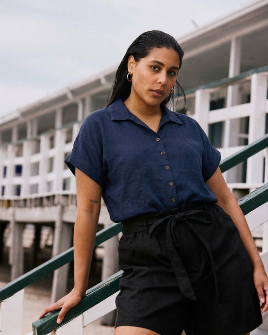 Sandy Short Sleeve Stretch Linen Blend Shirt - Navy | Universal Standard