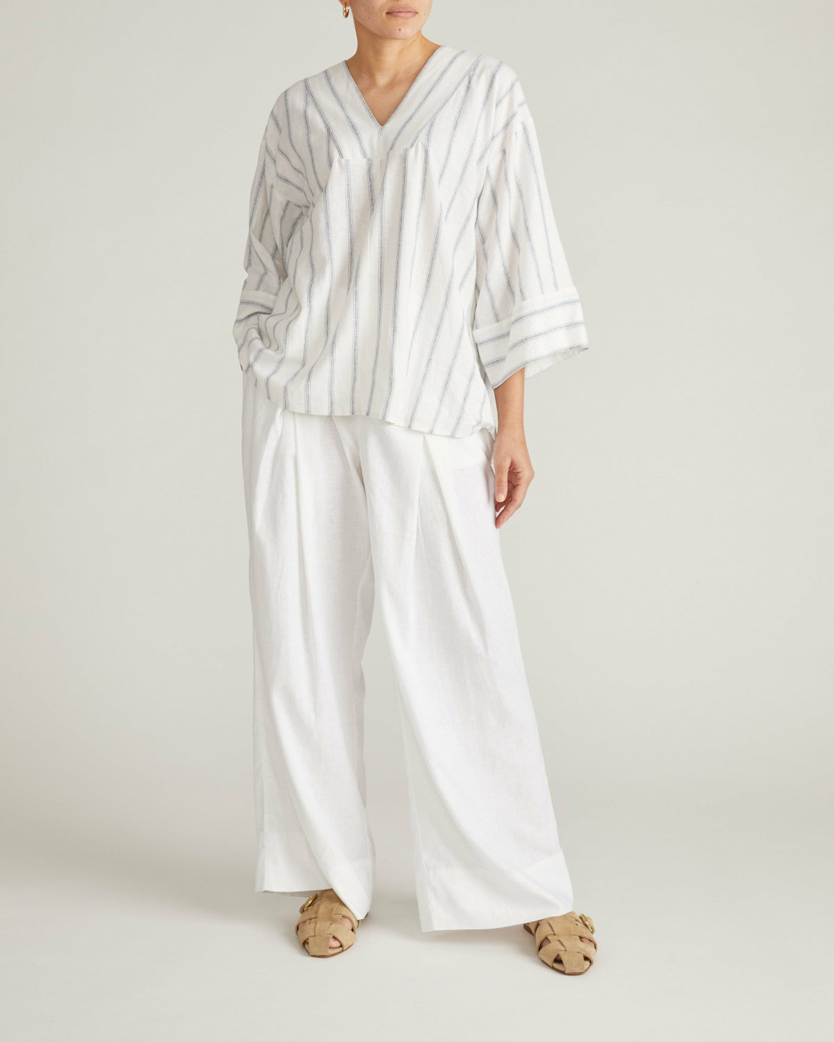 Elio V-Neck Linen Blend Top - Mayfair Stripe | Universal Standard