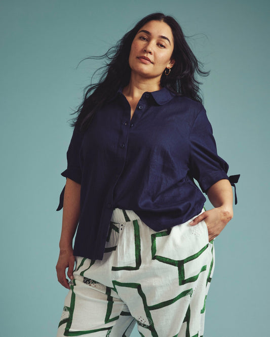 Luisa Short Sleeve Linen Blend Shirt - Navy | Universal Standard