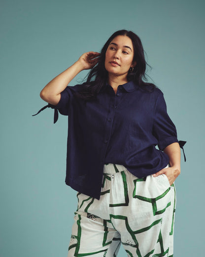 Luisa Short Sleeve Linen Blend Shirt - Navy | Universal Standard