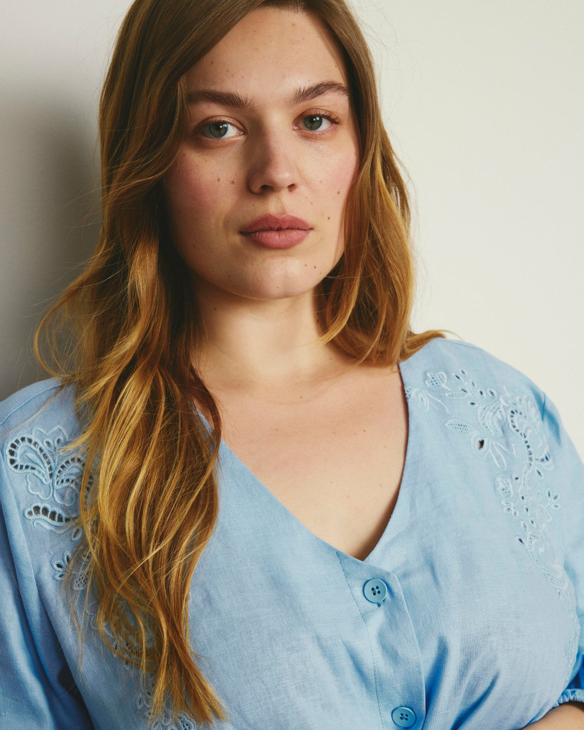 Frances Embroidered Linen Blend Blouse - Cielo Blue | Universal Standard