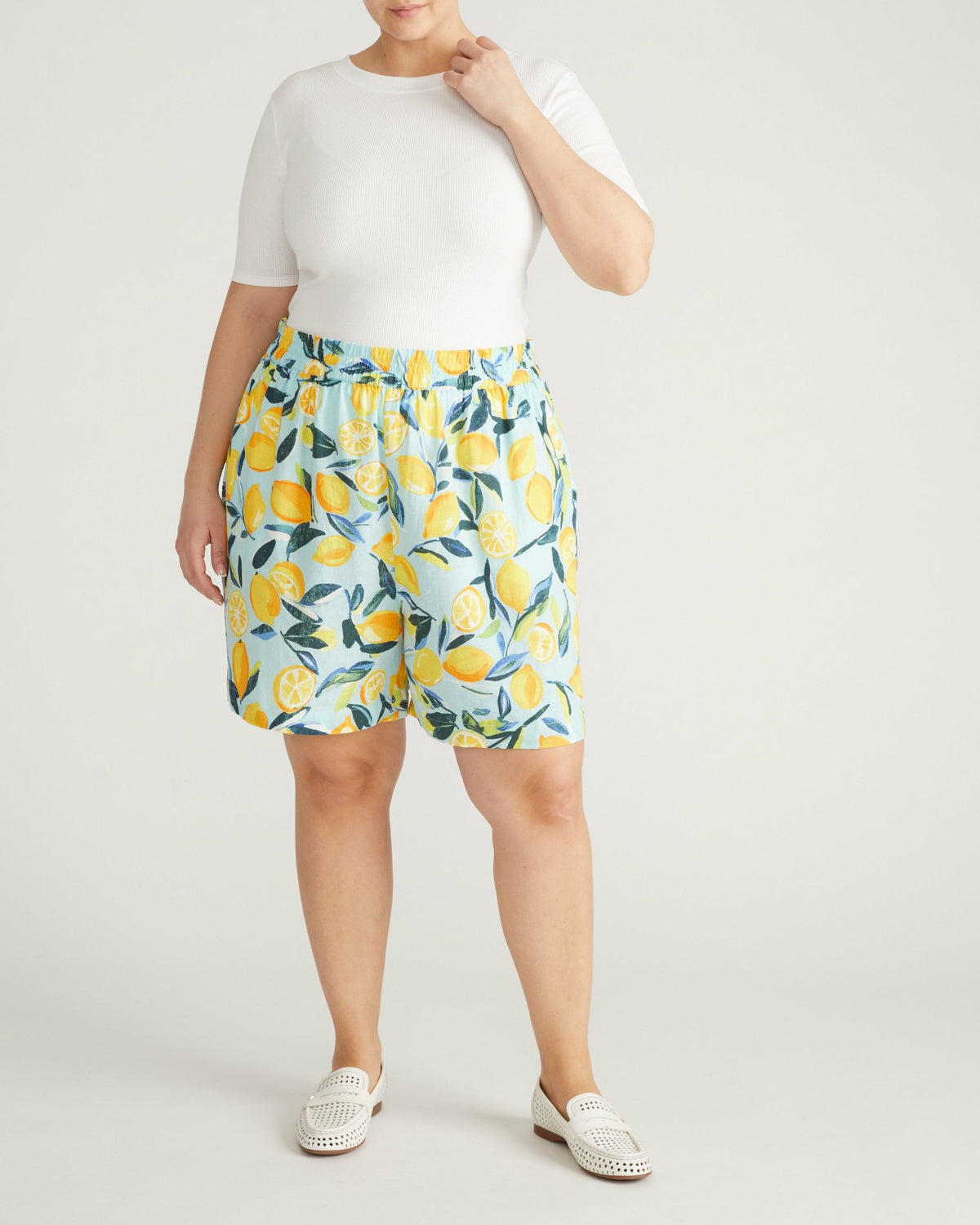 Juniper Linen Blend Easy Pull-On Shorts - Limoncello Print | Universal Standard