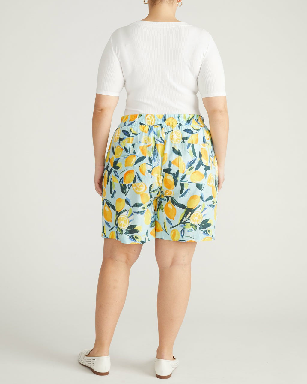 Juniper Linen Blend Easy Pull-On Shorts - Limoncello Print | Universal Standard