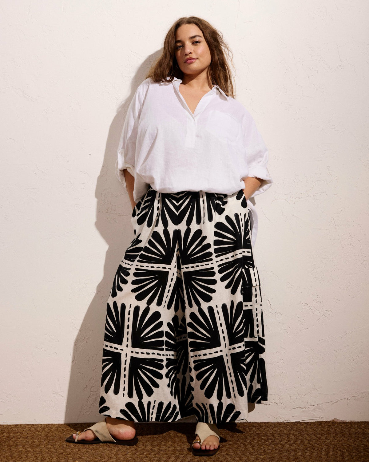Palazzo Cargo Linen Blend Pant - Ink Bloom Print | Universal Standard