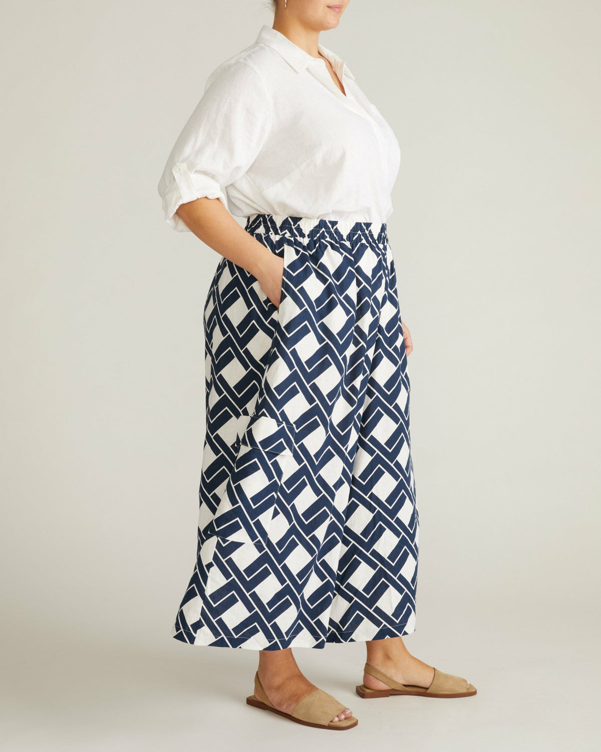 Palazzo Cargo Linen Blend Pant - Geometrica Print | Universal Standard
