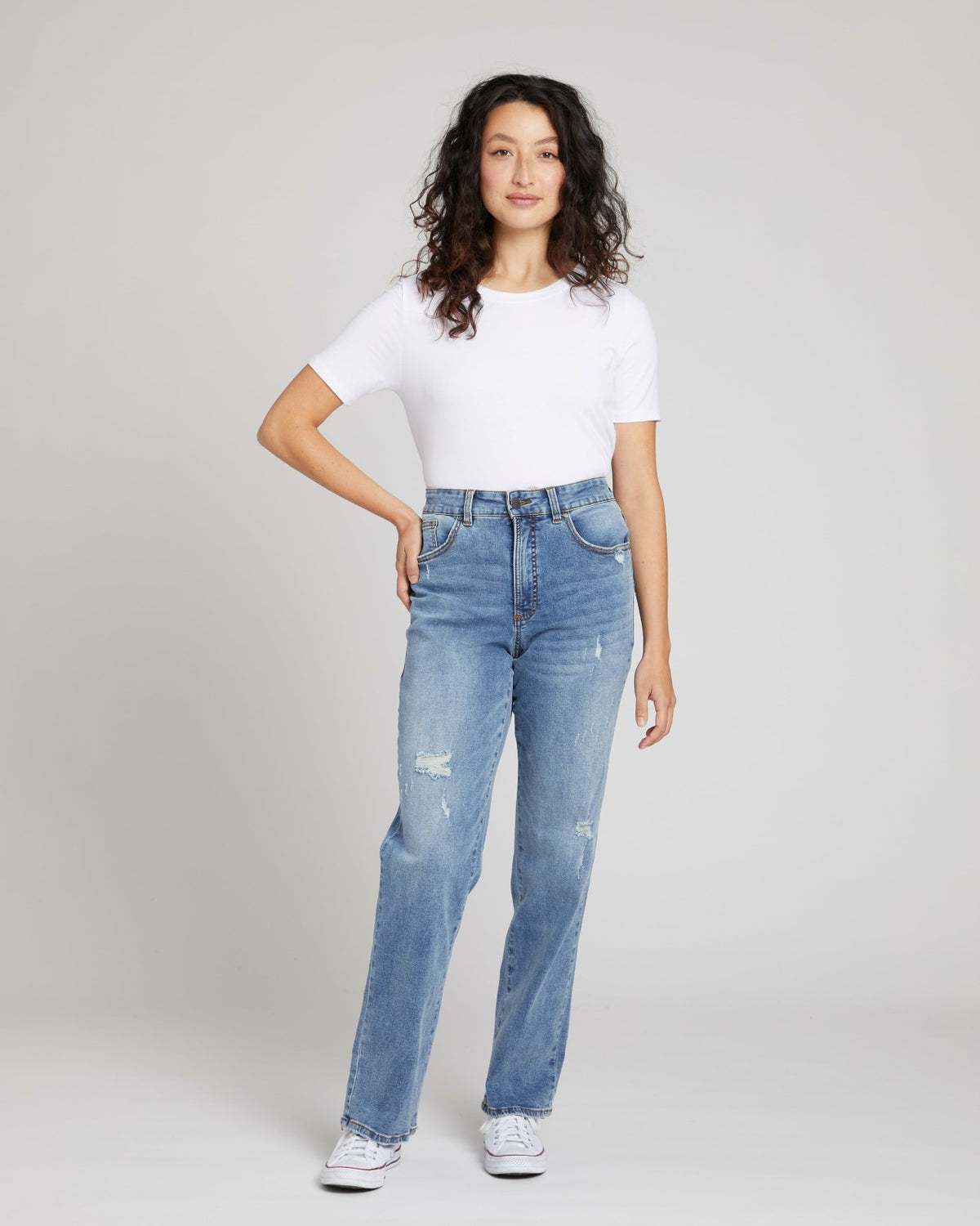 Donna High Rise Curve Straight Leg Jeans 32 Inch - Distressed Indigo | Universal Standard