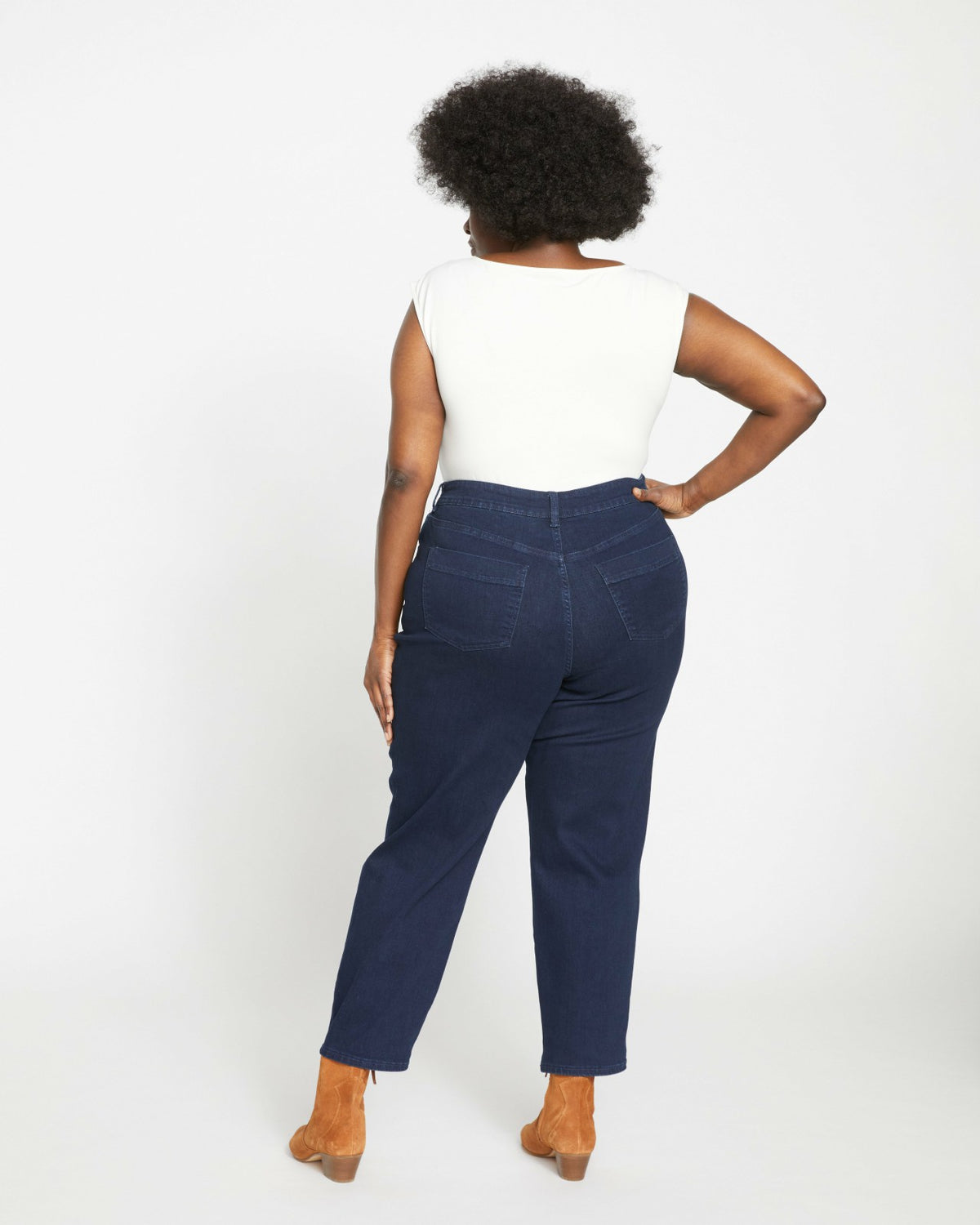 Dylan High Rise Tapered Jeans 29 Inch - Dark Indigo | Universal Standard