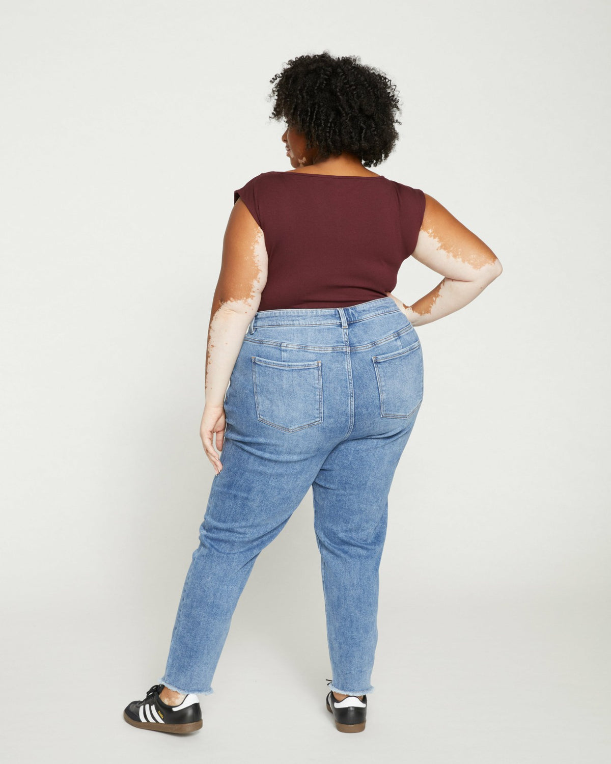 Joni High Rise Curve Slim Leg Jeans 27 Inch - Bright Indigo | Universal Standard