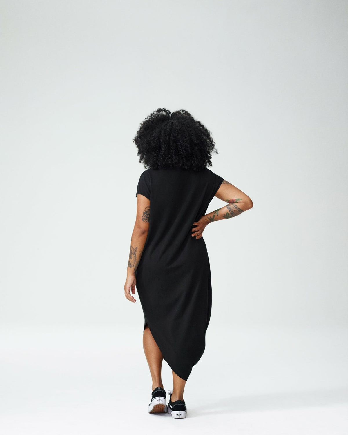 Iconic Petite Geneva Dress - Black | Universal Standard