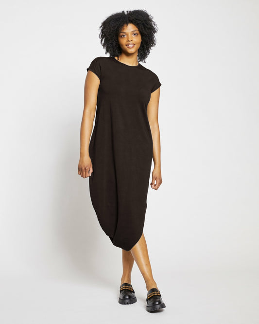 Iconic Geneva Dress - Black | Universal Standard