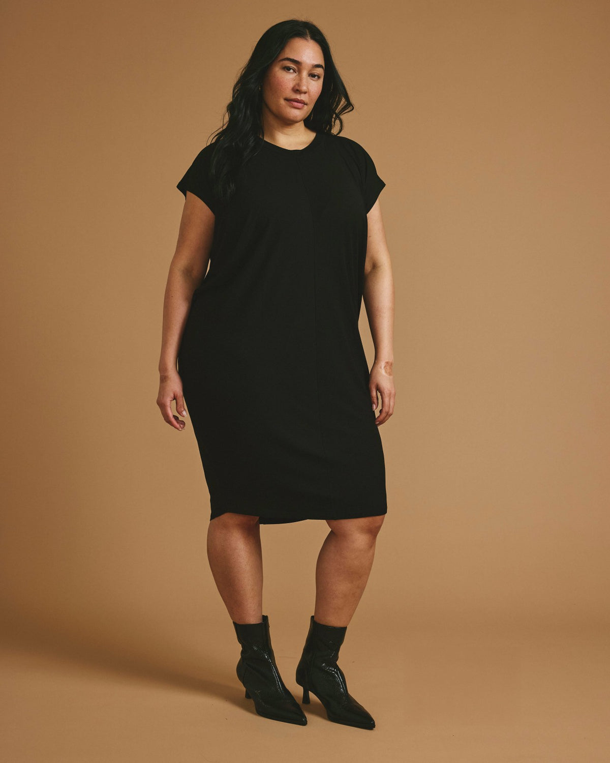 Carrea Relaxed Liquid Jersey Dress - Black | Universal Standard