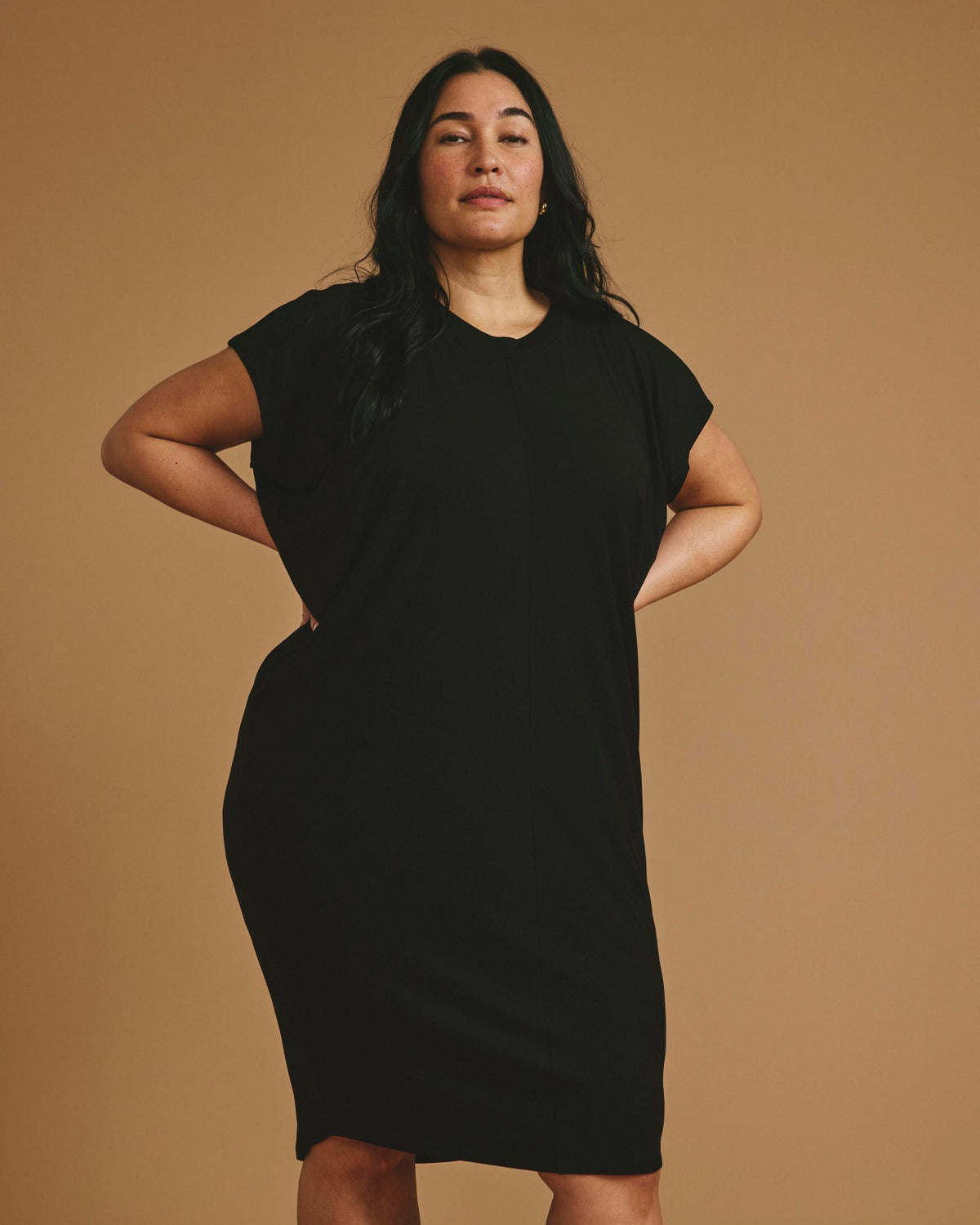 Carrea Relaxed Liquid Jersey Dress - Black | Universal Standard