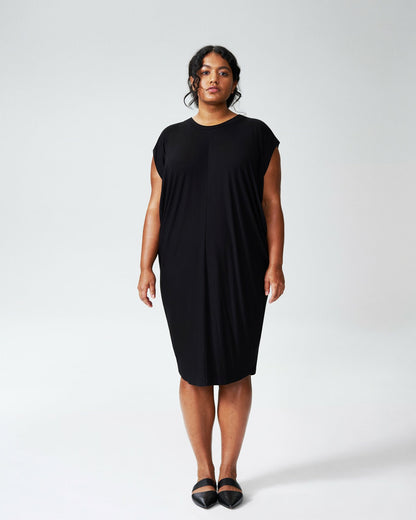 Carrea Relaxed Liquid Jersey Dress - Black | Universal Standard