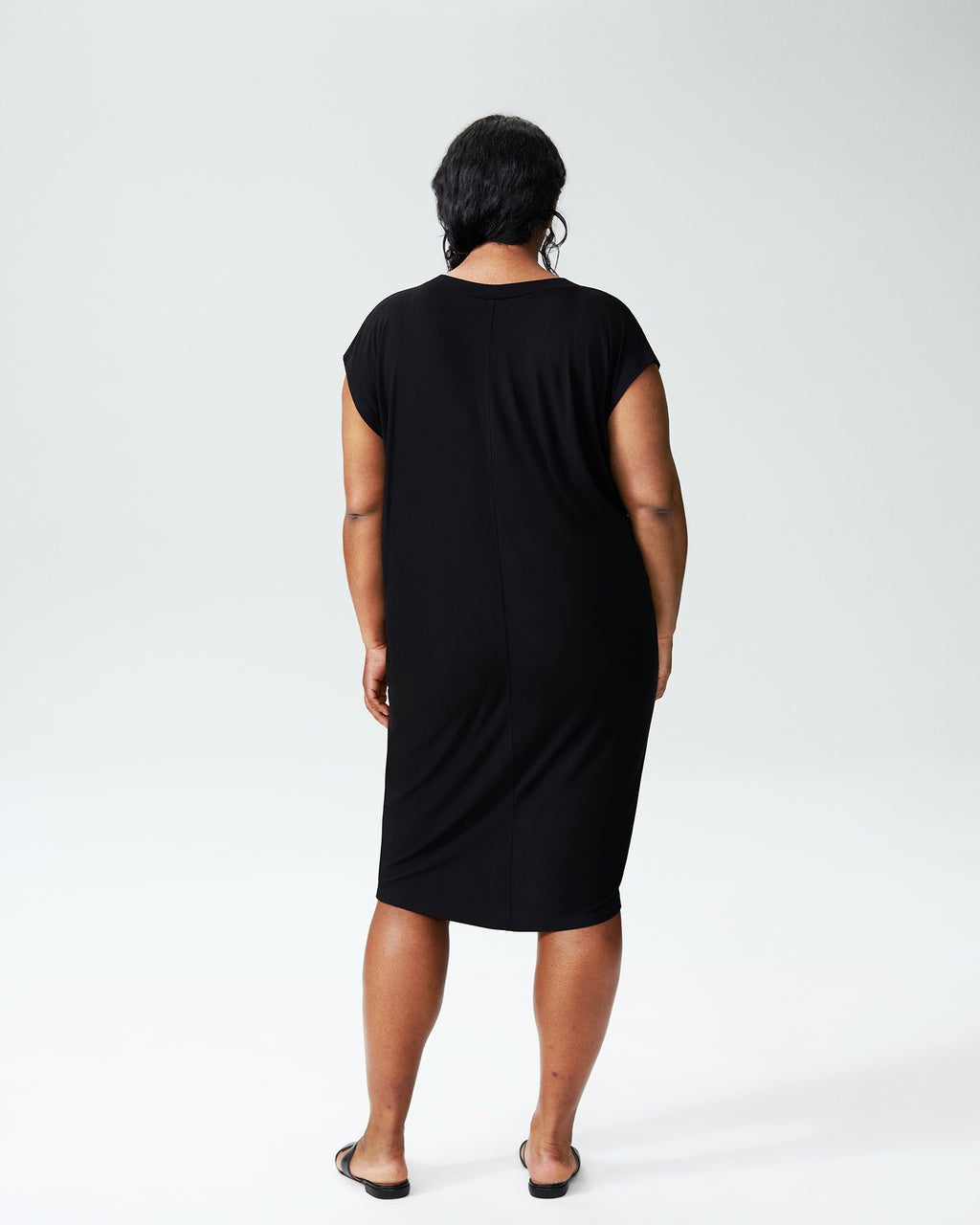 Carrea Relaxed Liquid Jersey Dress - Black | Universal Standard