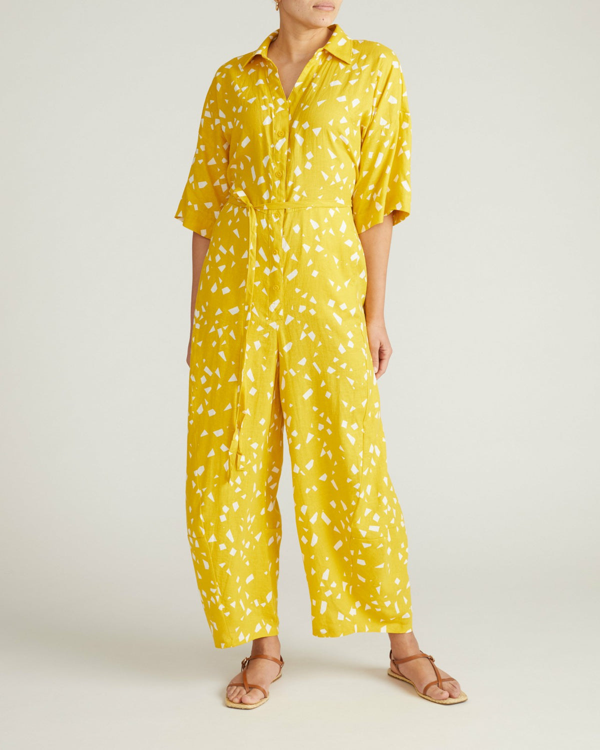 Maggie Barrel Leg Linen Blend Jumpsuit - Yellow Confetti Print | Universal Standard