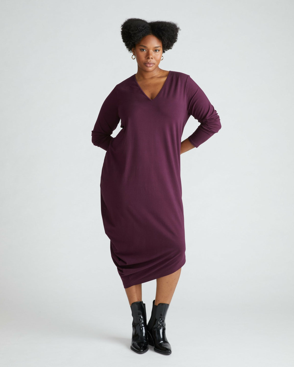 Iconic Long Sleeve V-Neck Geneva Dress - Acai | Universal Standard
