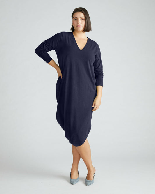 Iconic Long Sleeve V-Neck Geneva Dress - Midnight | Universal Standard
