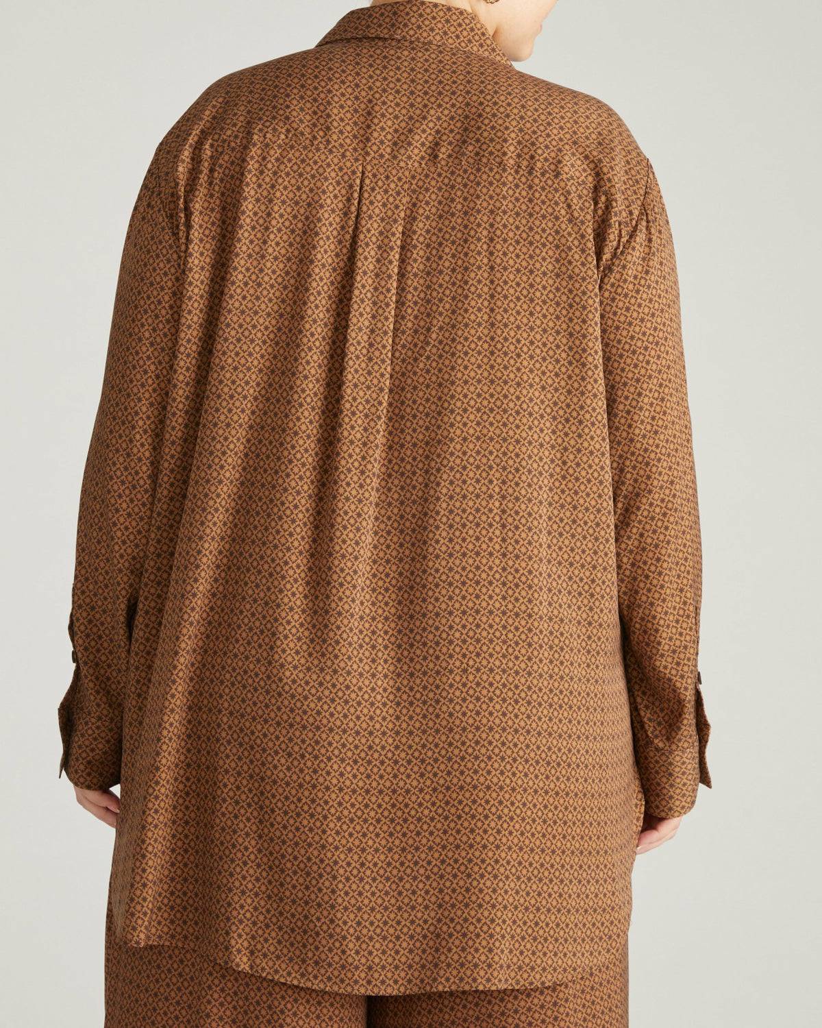 Cooling Stretch Cupro Artist Shirt - Brown Hacienda Print | Universal Standard