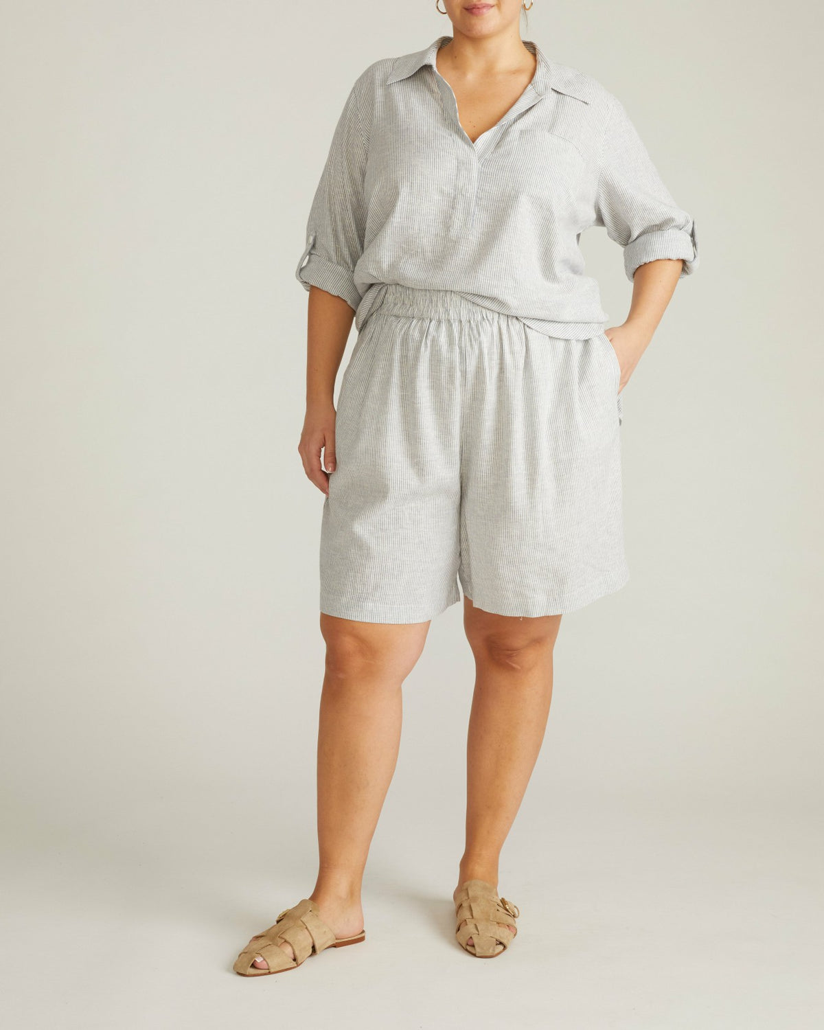 Juniper Linen Blend Easy Pull-On Shorts - Beach Stripe | Universal Standard