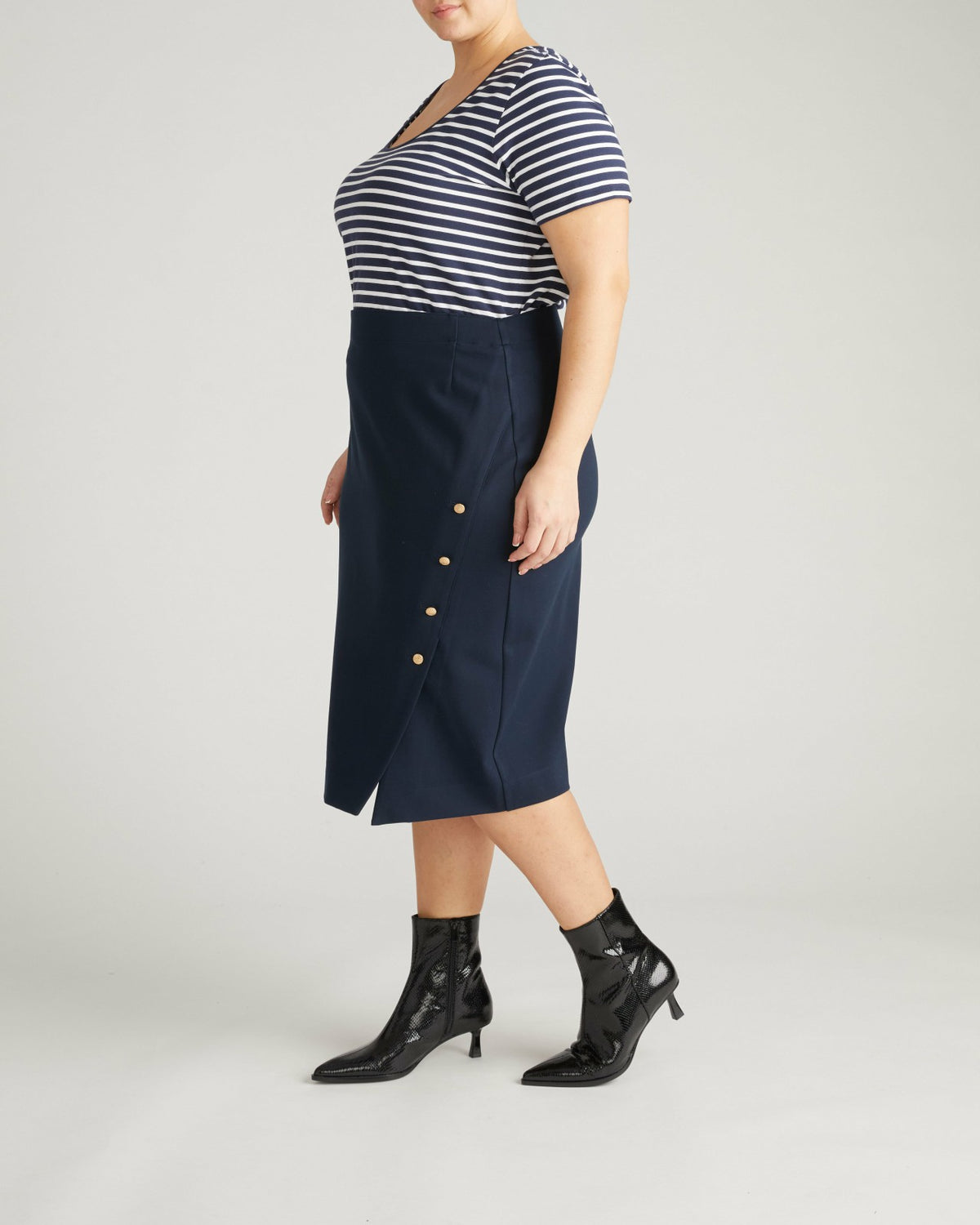 Anya Ponte Skirt - Navy with Gold Buttons | Universal Standard