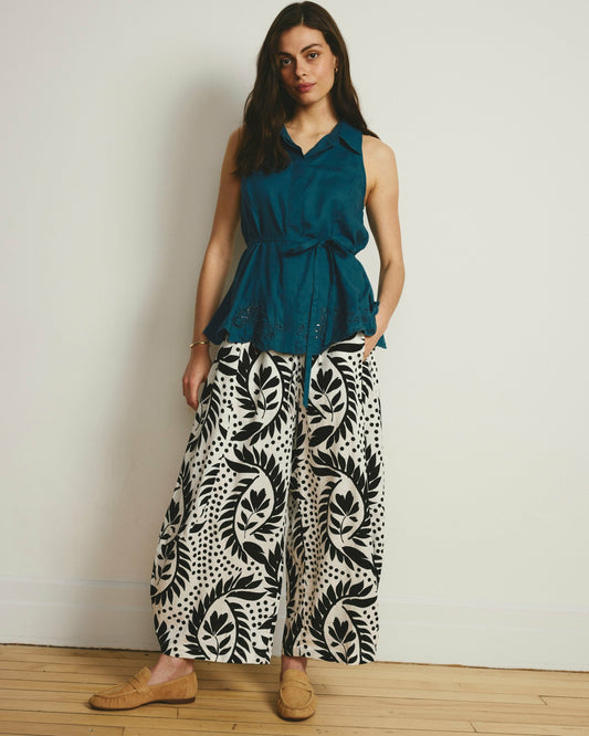Cosma Barrel Leg Linen Blend Pants - Vine Print | Universal Standard