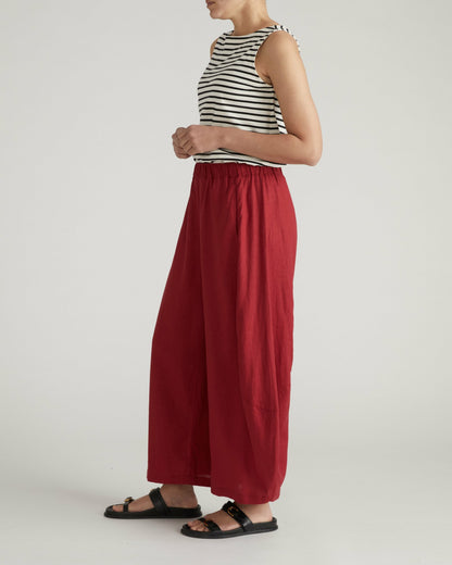 Cosma Barrel Leg Linen Blend Pants - Vibrant Red | Universal Standard