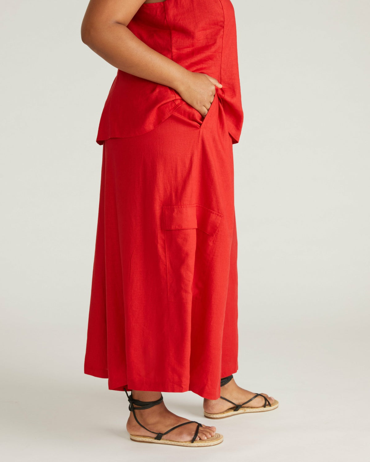 Palazzo Cargo Linen Blend Pant - Ruby Red | Universal Standard