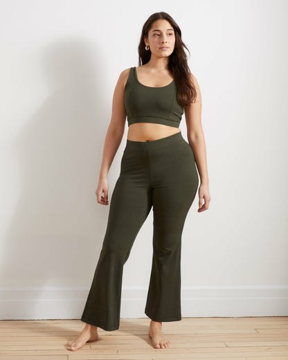 Roya Bootcut Legging - Nori | Universal Standard