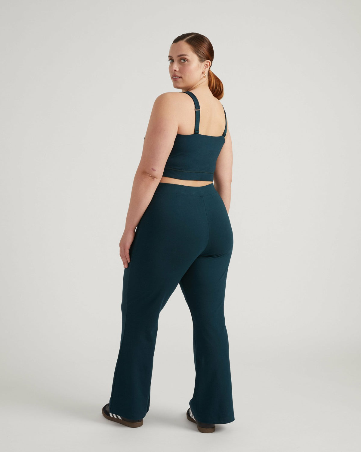 Roya Bootcut Legging - Deep Sea | Universal Standard