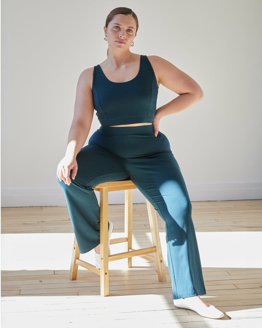 Roya Bootcut Legging - Deep Sea | Universal Standard
