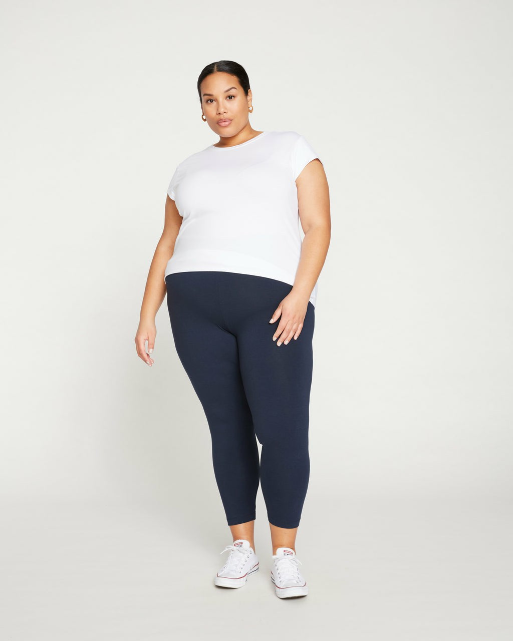 Roya Cropped Leggings 23 Inch - Midnight | Universal Standard