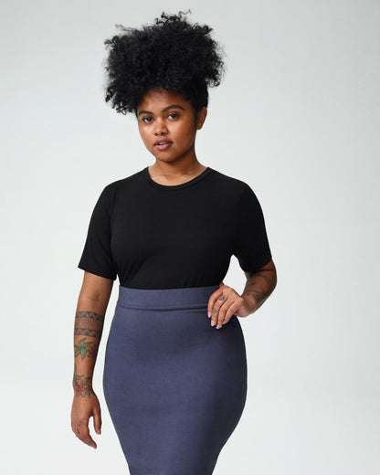 Petite Tee Rex - Black | Universal Standard