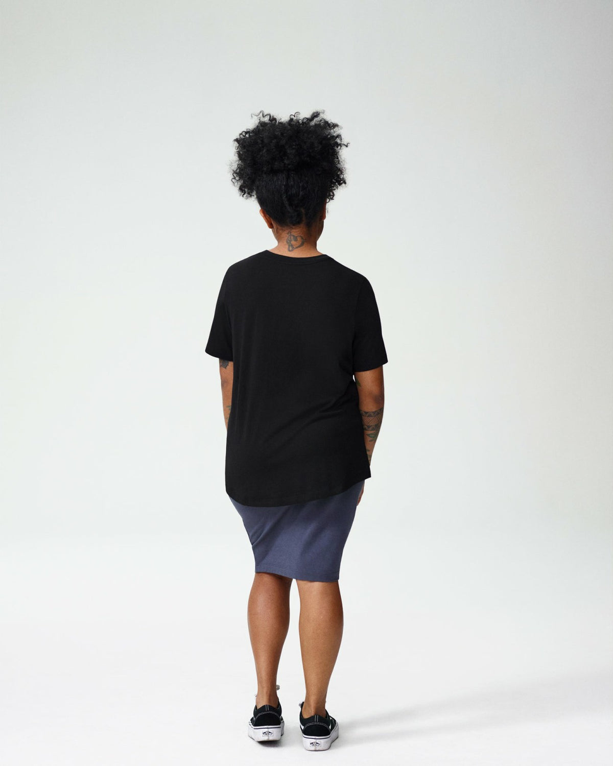 Petite Tee Rex - Black | Universal Standard