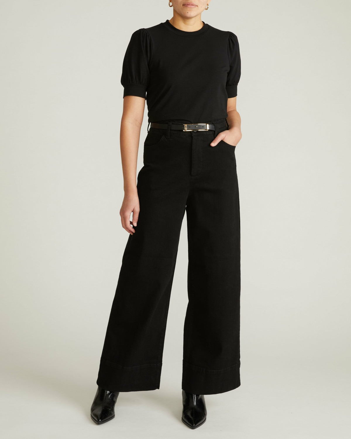 Pouf Sleeve Tee - Black | Universal Standard