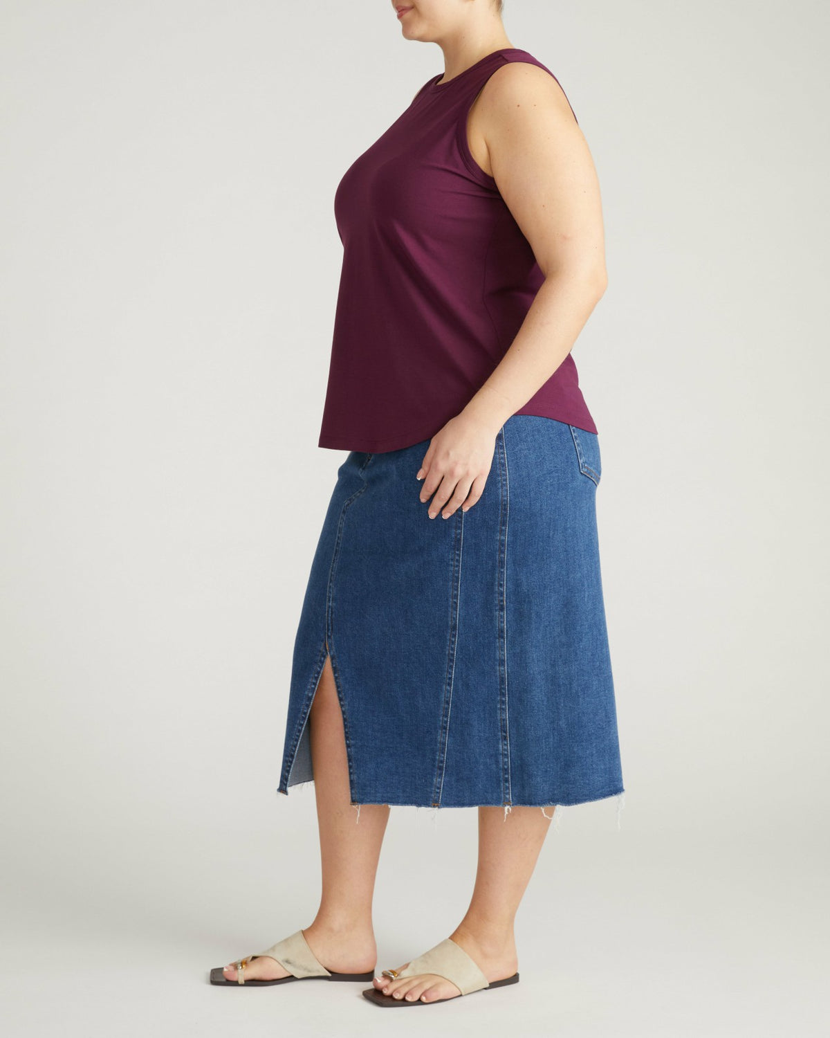 Cai High Neck Tank - Gamay | Universal Standard