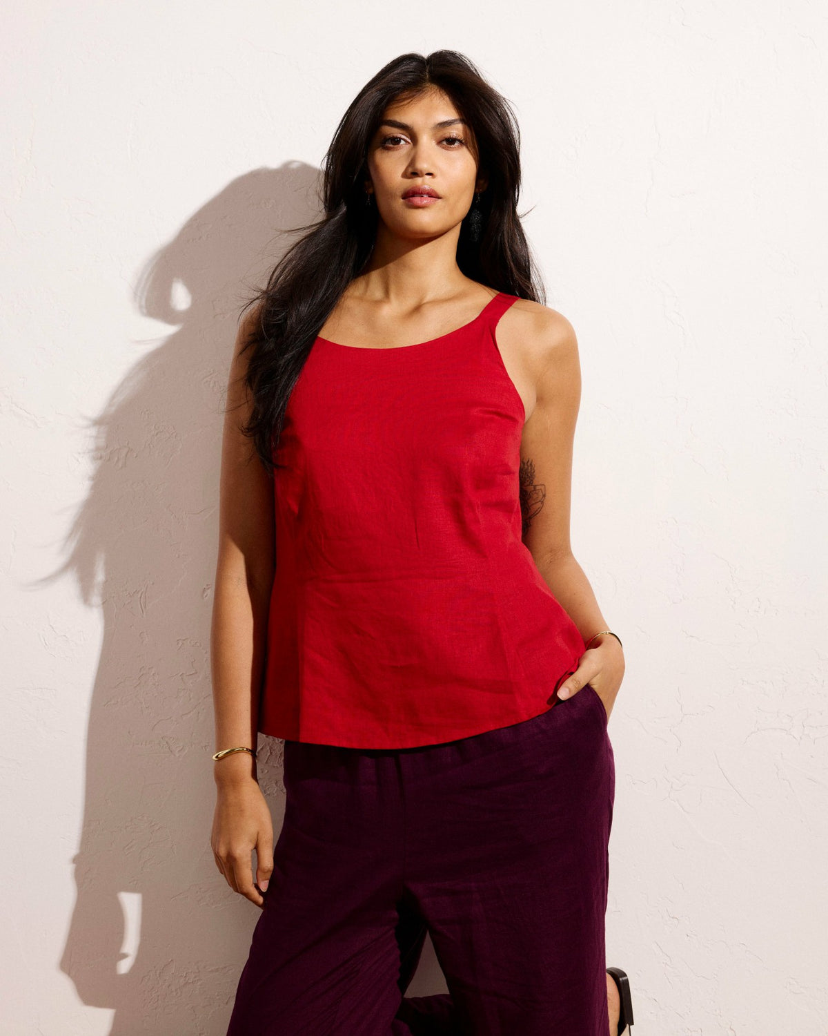 Kuki Sleeveless Linen Blend Top - Ruby Red | Universal Standard
