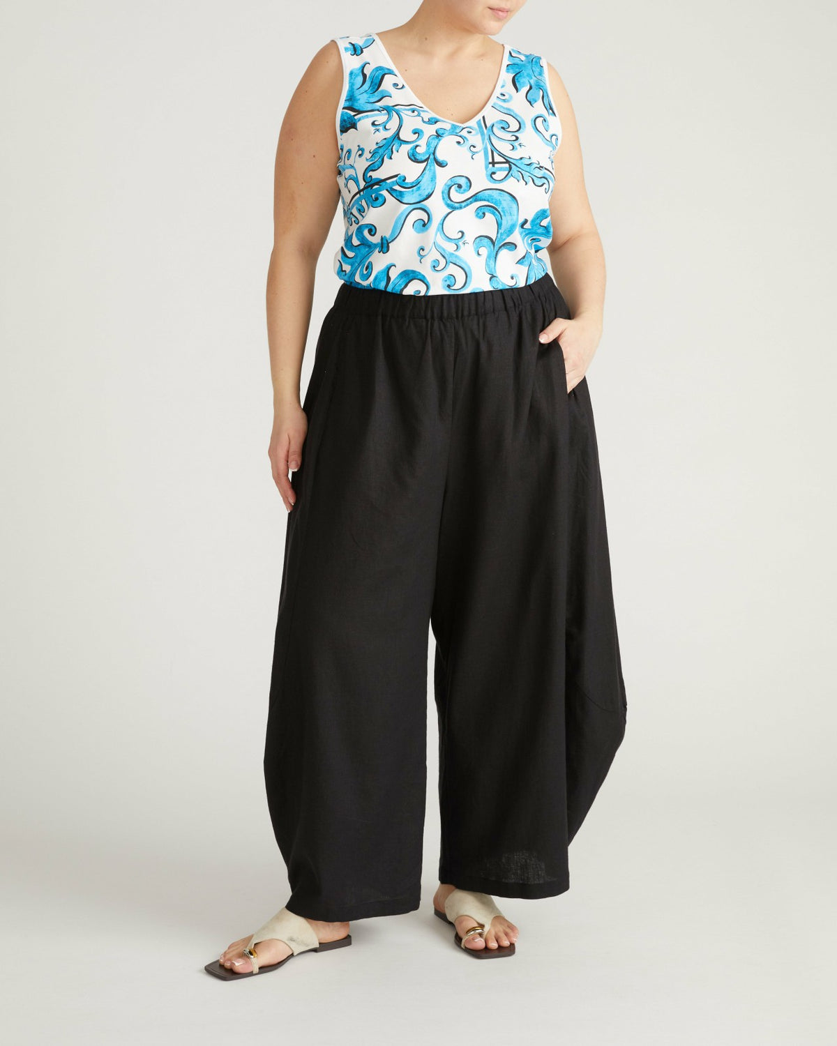 Double V Tank - Blue Majolica Print | Universal Standard